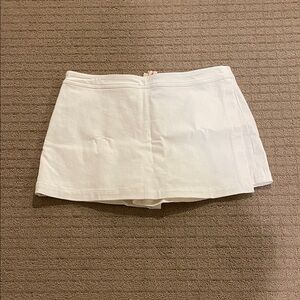 Alice + Olivia White Skort with Red Stitching Detail